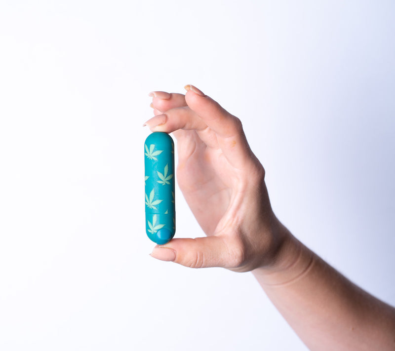 JESSI 420 Series USB Rechargeable Super Charged Mini Bullet EMERALD