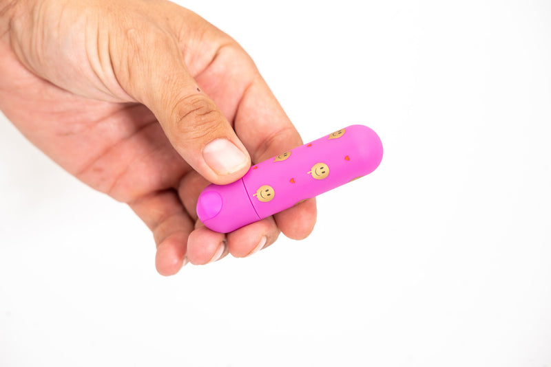 GIGGLY USB Rechargeable Super Charged Mini Bullet